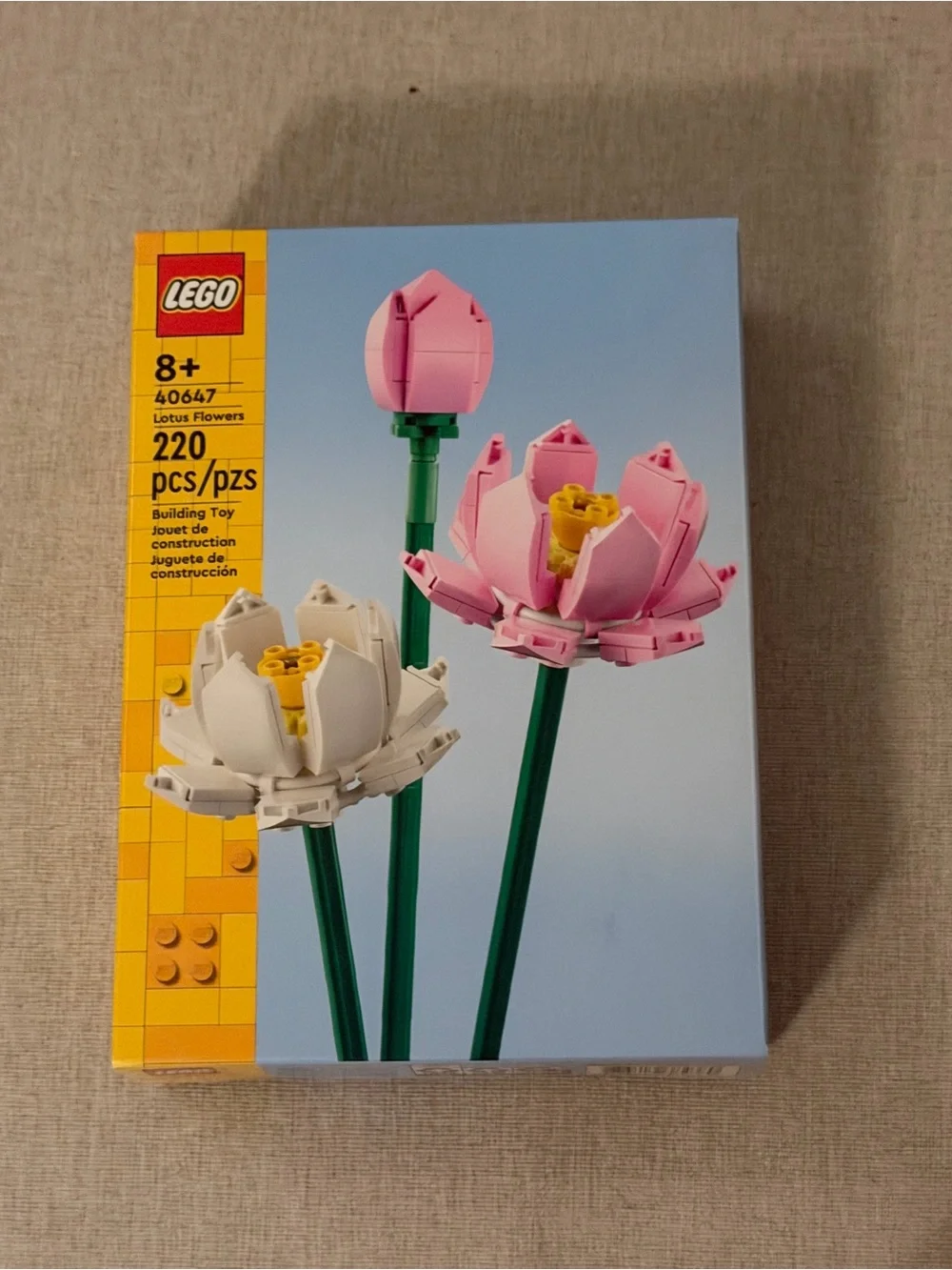 Lego Pink & White Lotus Flower NWT